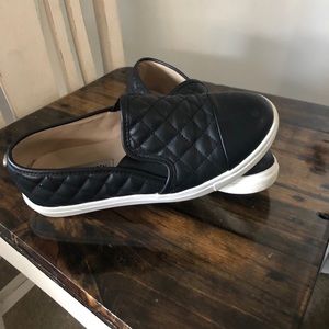 Steve Madden Slip ons -size 7